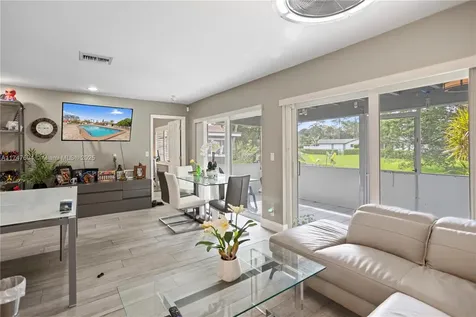 1690 Riverwood Lane Coral Springs FL 33071