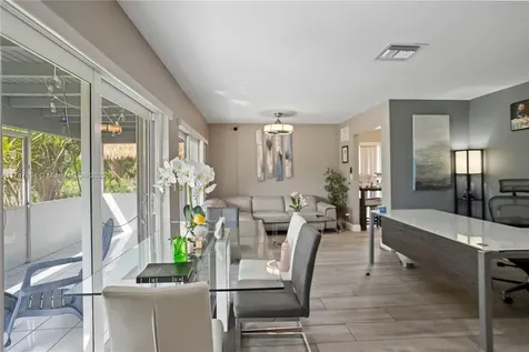 1690 Riverwood Lane Coral Springs FL 33071