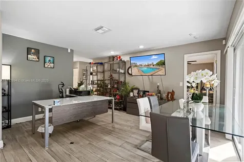 1690 Riverwood Lane Coral Springs FL 33071