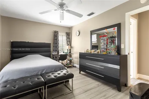 1690 Riverwood Lane Coral Springs FL 33071