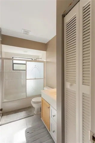 1690 Riverwood Lane Coral Springs FL 33071