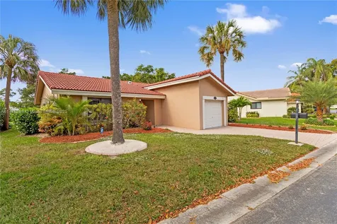 1690 Riverwood Lane Coral Springs FL 33071
