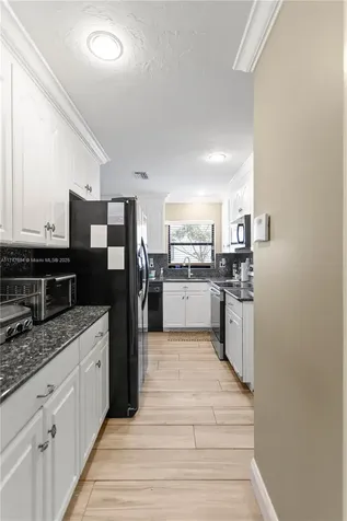 1690 Riverwood Lane Coral Springs FL 33071
