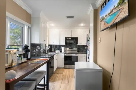 1690 Riverwood Lane Coral Springs FL 33071