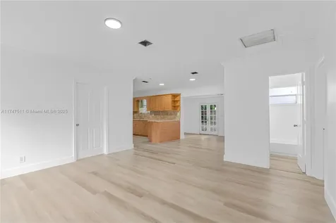 4633 SW 32nd Drive West Park FL 33023
