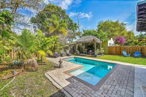 2271 SW 24th Terrace Miami FL 33145