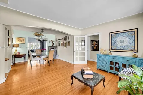 2271 SW 24th Terrace Miami FL 33145