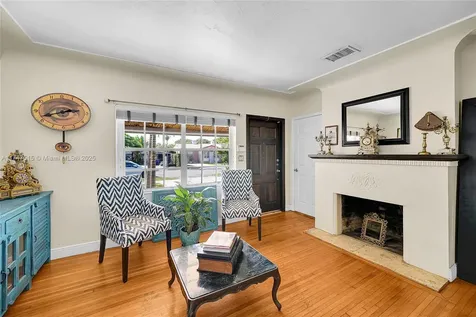 2271 SW 24th Terrace Miami FL 33145