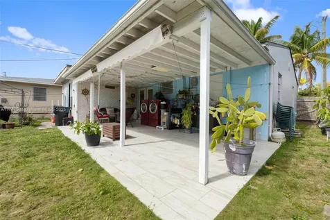 2022 Rodman Street Hollywood FL 33020