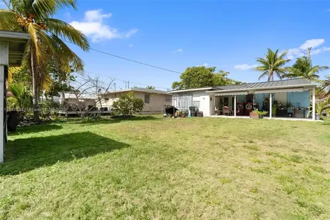 2022 Rodman Street Hollywood FL 33020