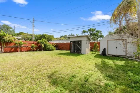 2022 Rodman Street Hollywood FL 33020