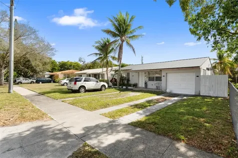 2022 Rodman Street Hollywood FL 33020