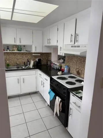 18555 NE 14th Avenue Miami FL 33179