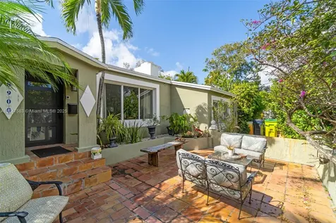 8900 NE 4th Avenue El Portal FL 33138