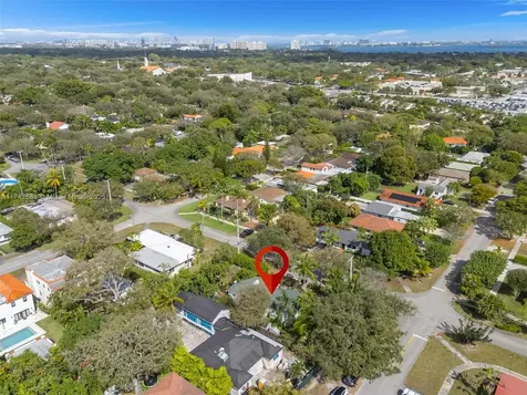 8900 NE 4th Avenue El Portal FL 33138
