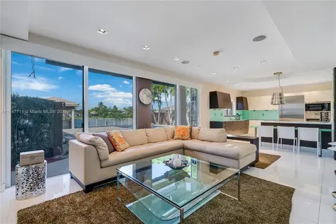 11101 NW 72nd Terrace Doral FL 33178