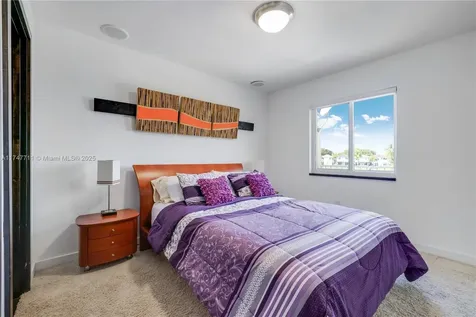11101 NW 72nd Terrace Doral FL 33178