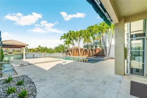11101 NW 72nd Terrace Doral FL 33178