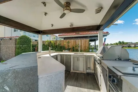 11101 NW 72nd Terrace Doral FL 33178