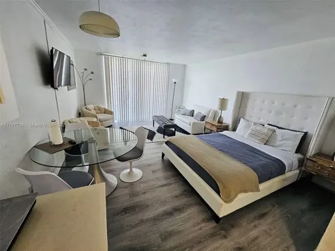 19201 Collins Avenue Sunny Isles Beach FL 33160