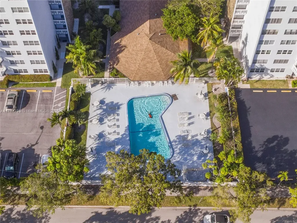 401 NE 14th Avenue Hallandale Beach FL 33009