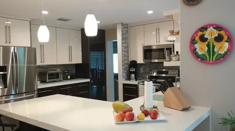 13277 NW 10th Street Miami FL 33182