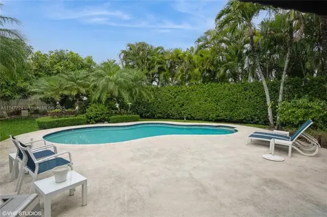13277 NW 10th Street Miami FL 33182