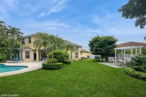 13277 NW 10th Street Miami FL 33182