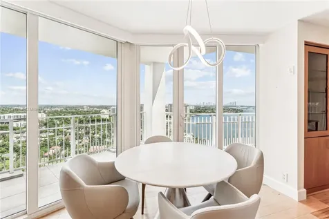 4000 Towerside Terrace Miami FL 33138