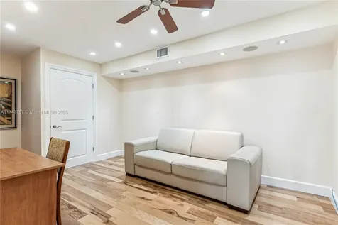 4000 Towerside Terrace Miami FL 33138