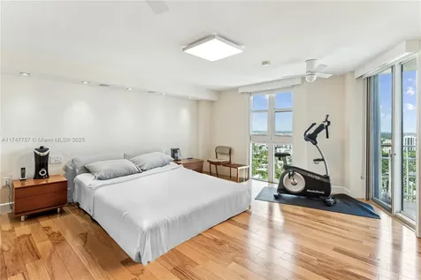 4000 Towerside Terrace Miami FL 33138
