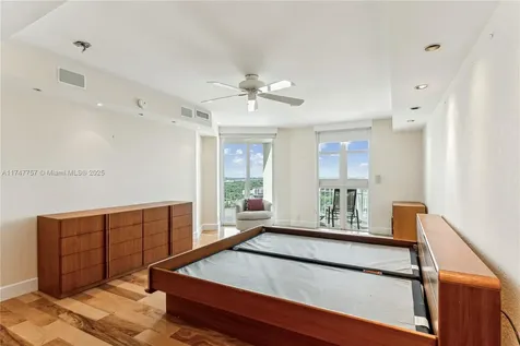 4000 Towerside Terrace Miami FL 33138