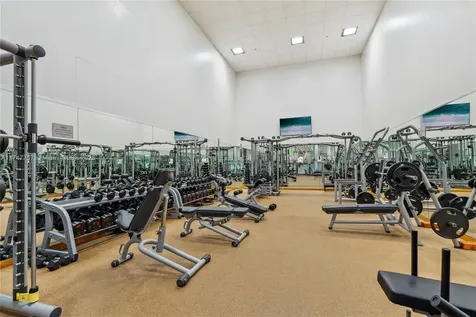 4000 Towerside Terrace Miami FL 33138