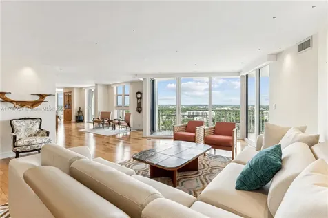 4000 Towerside Terrace Miami FL 33138