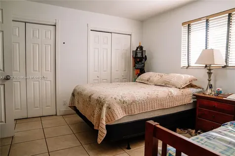 1111 SW 76th Avenue Miami FL 33144