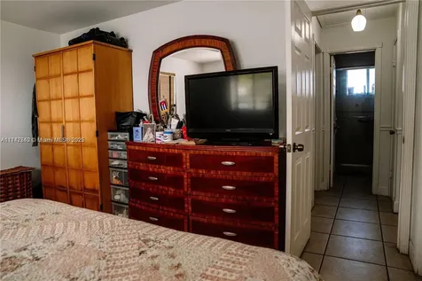 1111 SW 76th Avenue Miami FL 33144