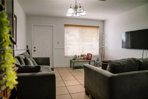 1111 SW 76th Avenue Miami FL 33144