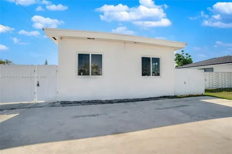 10272 SW 178th Street Miami FL 33157