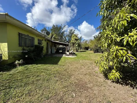 1197 NW 105th Terrace Miami FL 33150