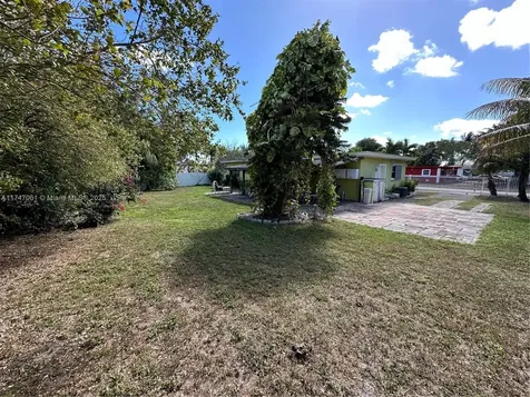 1197 NW 105th Terrace Miami FL 33150