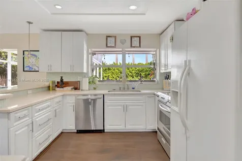 10281 SW 92nd Terrace Miami FL 33176