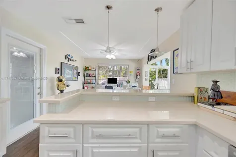 10281 SW 92nd Terrace Miami FL 33176