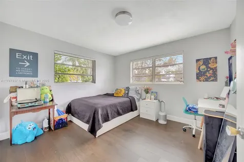 10281 SW 92nd Terrace Miami FL 33176