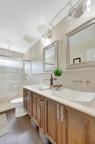 10281 SW 92nd Terrace Miami FL 33176