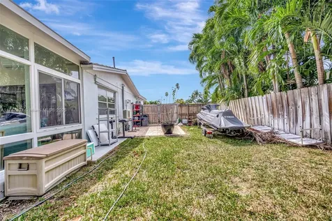 10281 SW 92nd Terrace Miami FL 33176