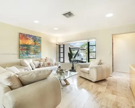 9460 SW 53rd Street Miami FL 33165