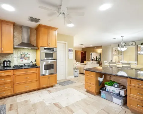 9460 SW 53rd Street Miami FL 33165