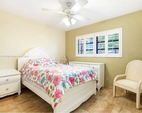 9460 SW 53rd Street Miami FL 33165