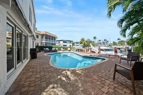2219 SE 9th Street Pompano Beach FL 33062