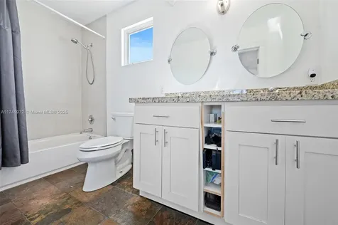 2219 SE 9th Street Pompano Beach FL 33062